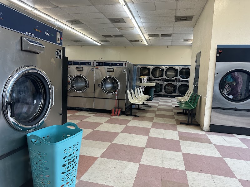E-Z Wash - Laundromat in San Antonio